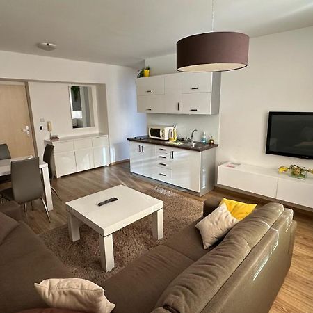 2 Room Apartment With Balcony 255, Apartmany Liptov Liptovský Mikuláš Exteriér fotografie